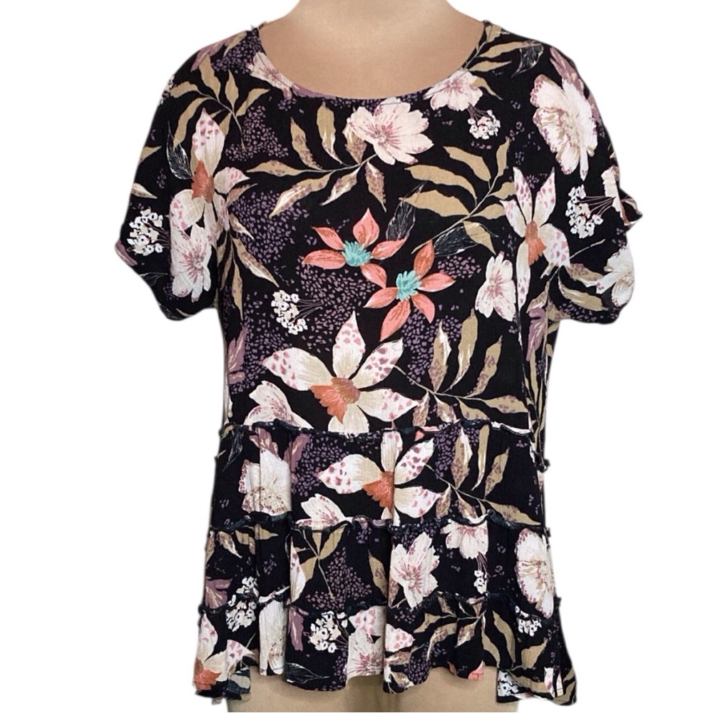 Baevely | Floral Tiered Ruffle Hem Top M